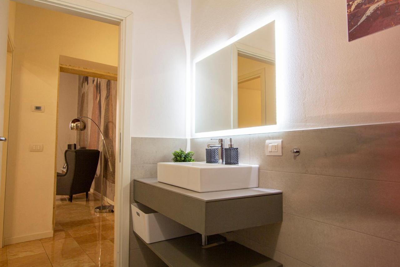 Le Damigelle Apartment Verona Bagian luar foto